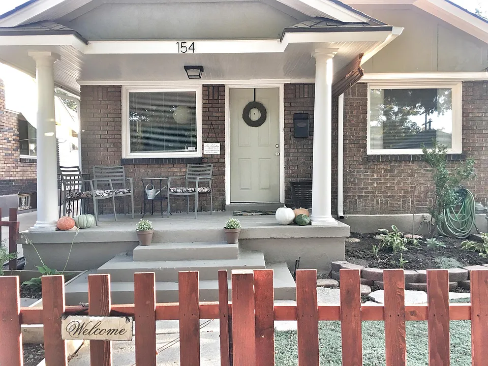 154 E Yale Ave