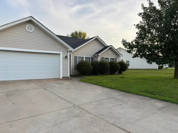 644 Grover Dr, Lyman, SC 29365