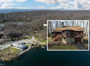 17 Amicalola Dr, Highland Lakes, NJ 07422