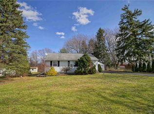 4929 Keck Rd, Lockport, NY 14094