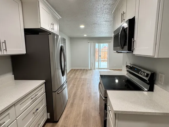 42 W Lester Ave Unit F17, Murray, UT 84107