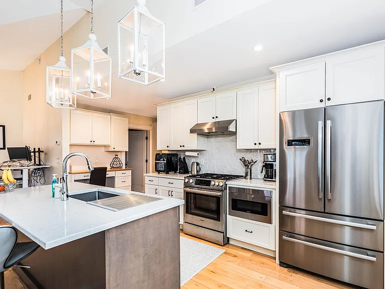 1 Franklin St #2C — Photo 10