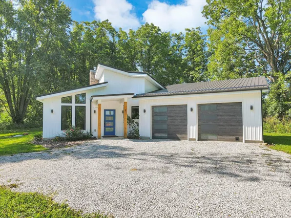 6320 Bishop Rd, Centerburg, OH 43011