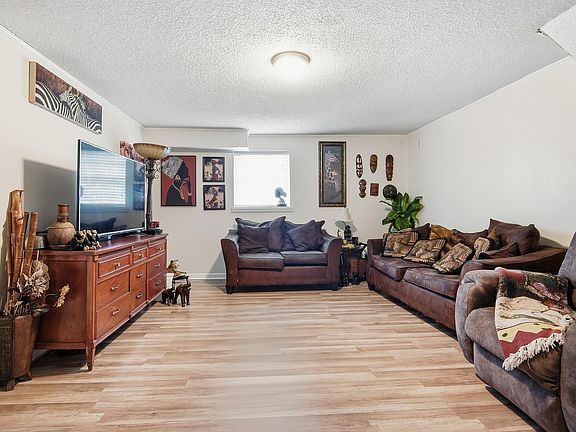 5th image of 6141 Elm Ave