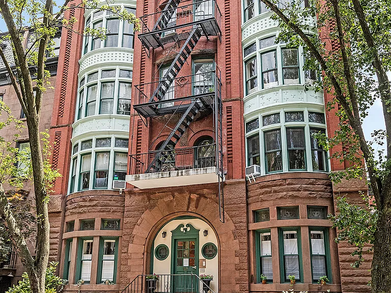 149 Willow St #1D — Photo 1