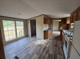 3012 Cherry St, Blackshear, GA 31516