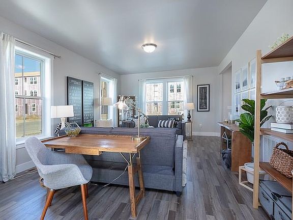4th image of 6024 Mollie Rose Ln