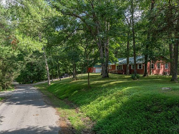 2nd image of 5804 Fishermans Wharf Ln