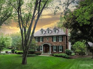 647 Plainfield Naperville Rd, Naperville, IL 60540