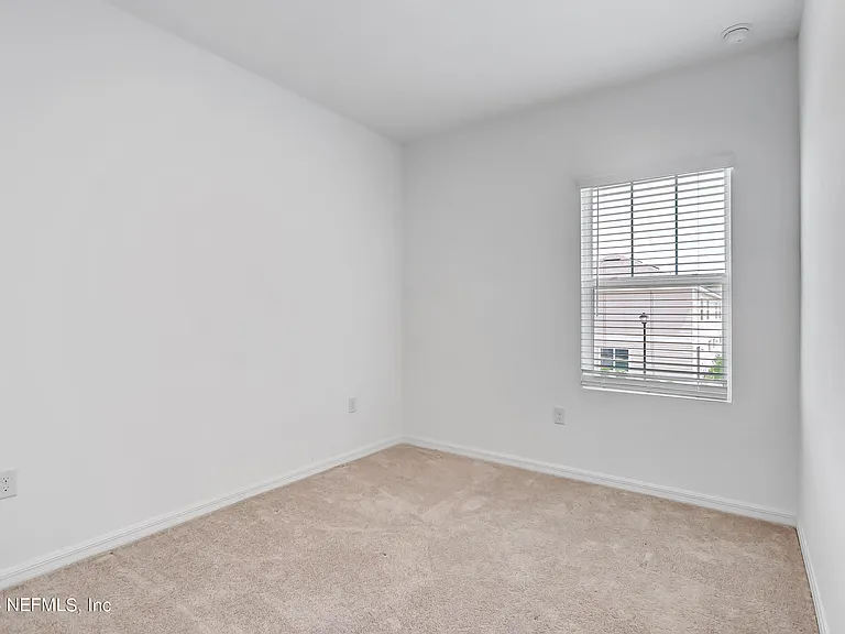 280 Anthony Dr — Photo 28