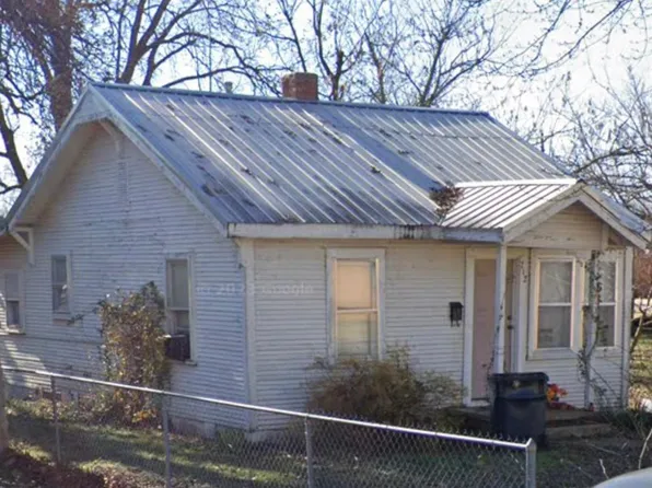 712 W Georgia Ave, Anadarko, OK 73005