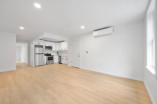 Rented by Ankor Management | media 18