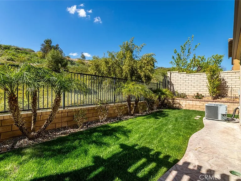 28629 Farrier Dr — Photo 34