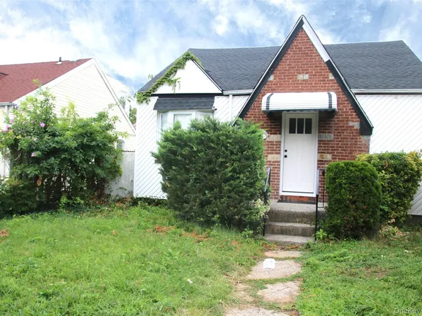 119-38 238 Street, Cambria Heights, NY 11411
