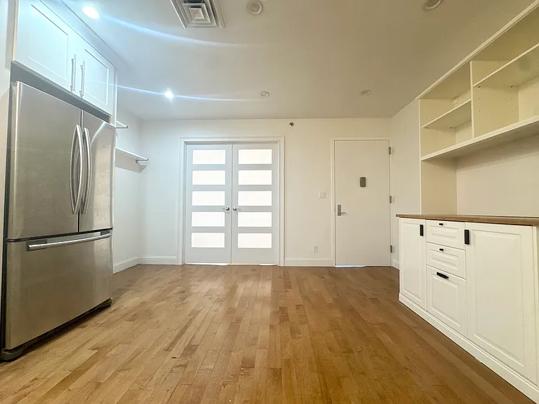 703 Macdonough St #2 — Photo 4