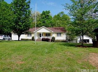 1252 Carpenter Springs Dr, Dallas, NC 28034