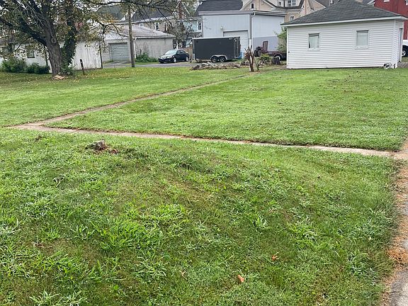 2nd image of 104 S Reber St #A