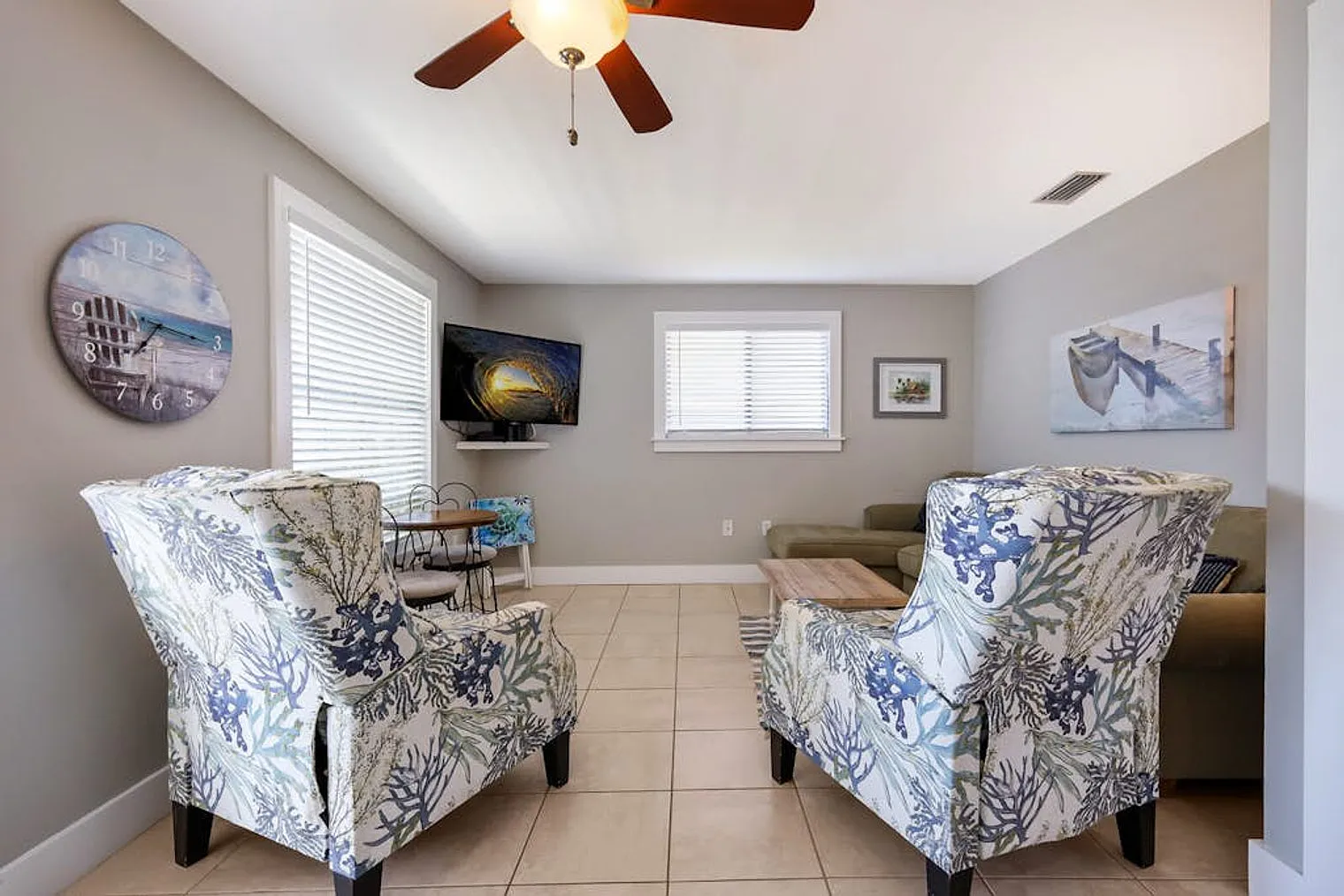 2 bed, 2.0 bath, 1205 sqft, $4,473 — Photo 3