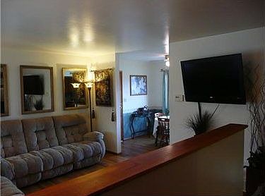 3rd image of 1746 Diana Ave