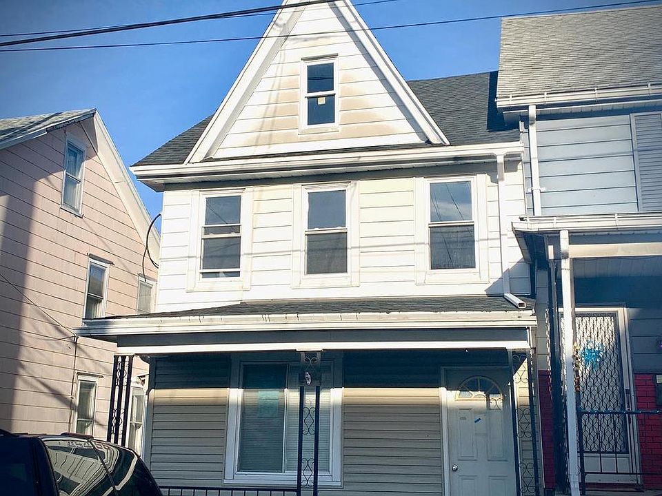 1st image of 321 E Union St