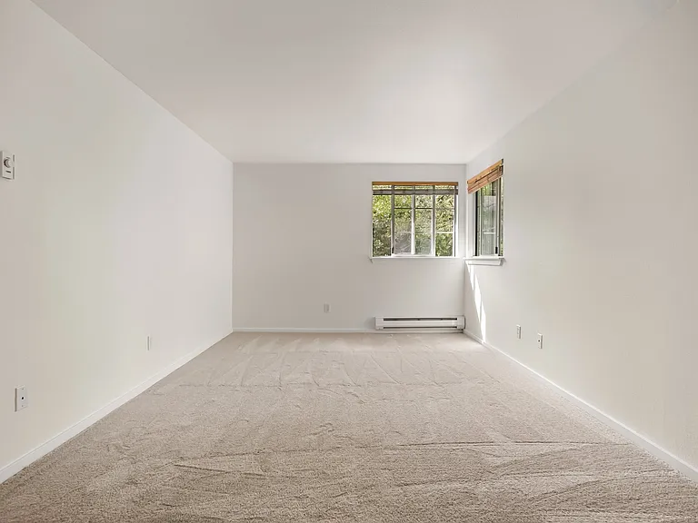 221 9th St #C303 — Photo 5
