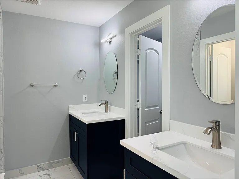 10934 Lilleux Rd — Photo 24