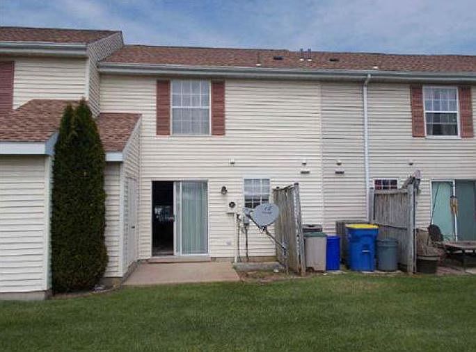 2nd image of 75 Lexton Dr