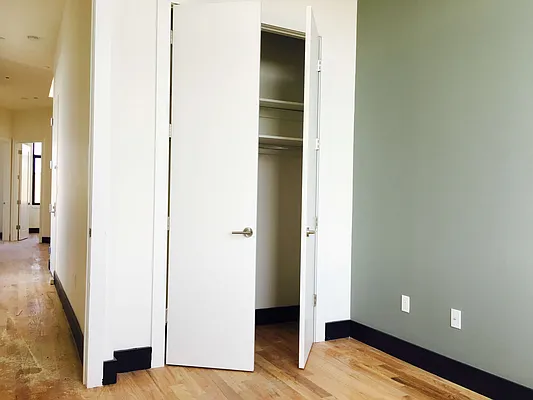 Rented by Nooklyn NYC LLC | media 16