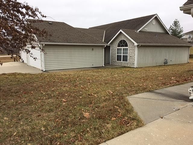 1st image of 2060 Country View Ct