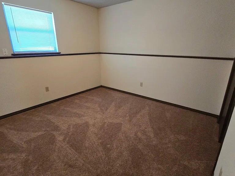 125 Albany Dr #B — Photo 10