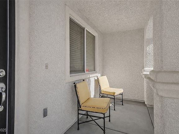 2nd image of 968 Grand Cerritos Ave