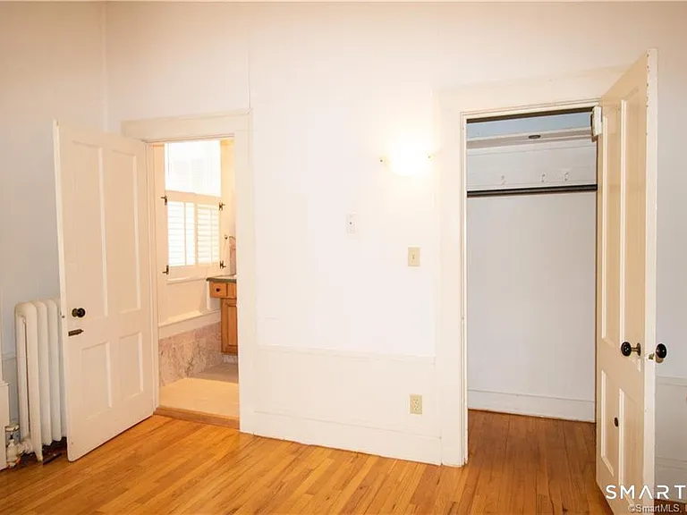 883 Montauk Ave #2 — Photo 9