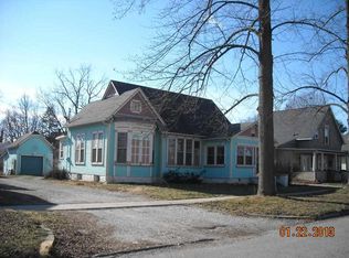 205 W 4th St, Winchester, IN