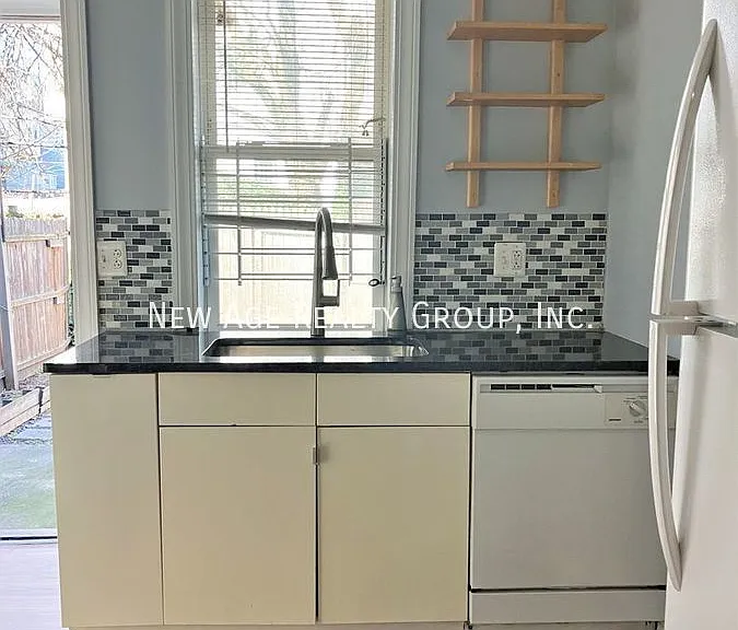 3111 Haverford Ave — Photo 11
