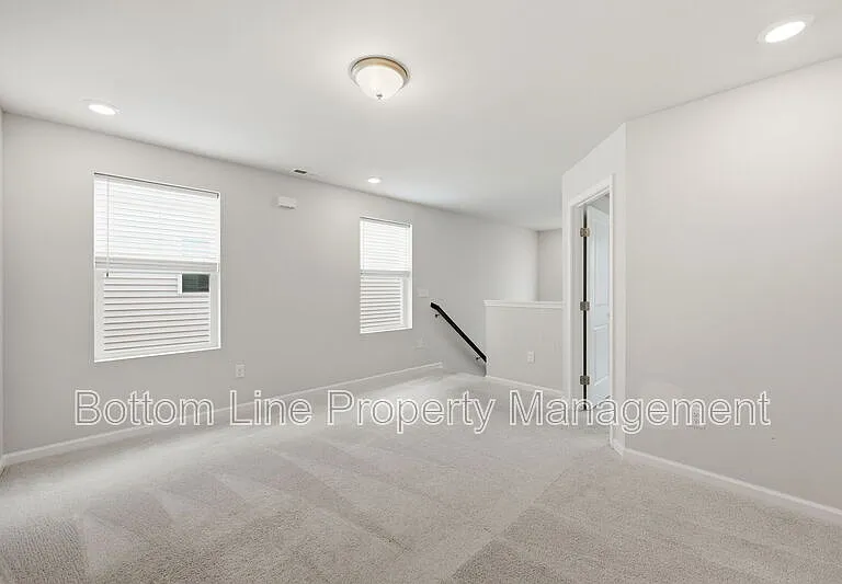 2029 Titanium Rock Rd — Photo 39