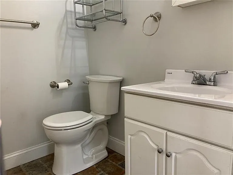 1205 W North Ave #202 — Photo 11