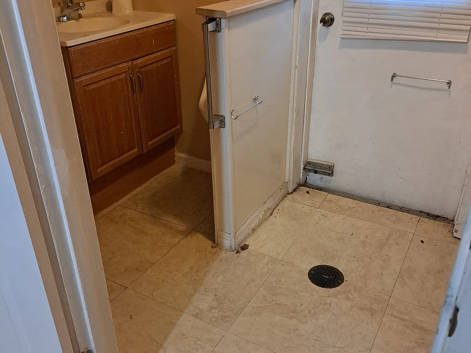 4 bed, 2.5 bath, 1280 sqft, $2,100 — Photo 4