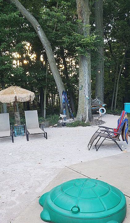 2nd image of 3778 N Cliff Rd