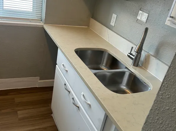 1100 Quivas, 1100 S Quivas St APT 101, Denver, CO 80223