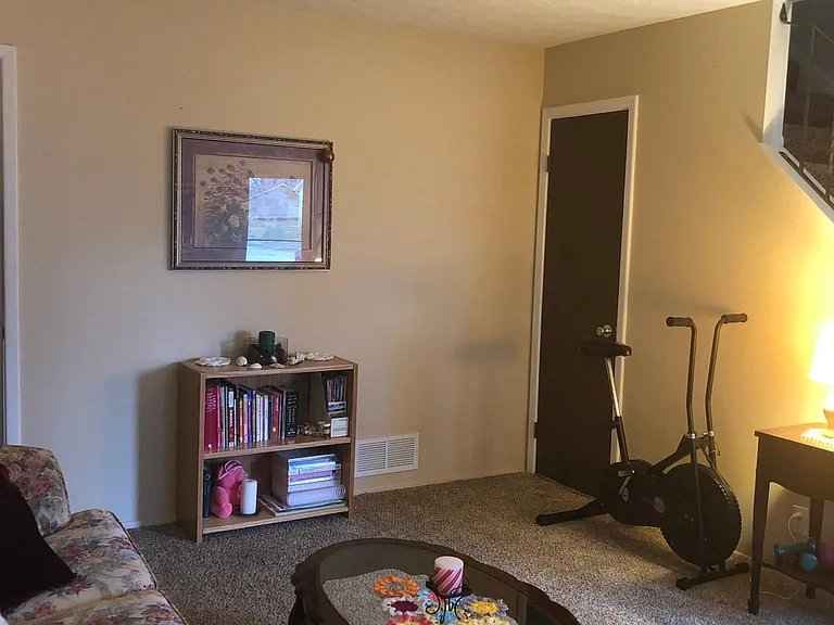 4078 Genevieve Blvd — Photo 10