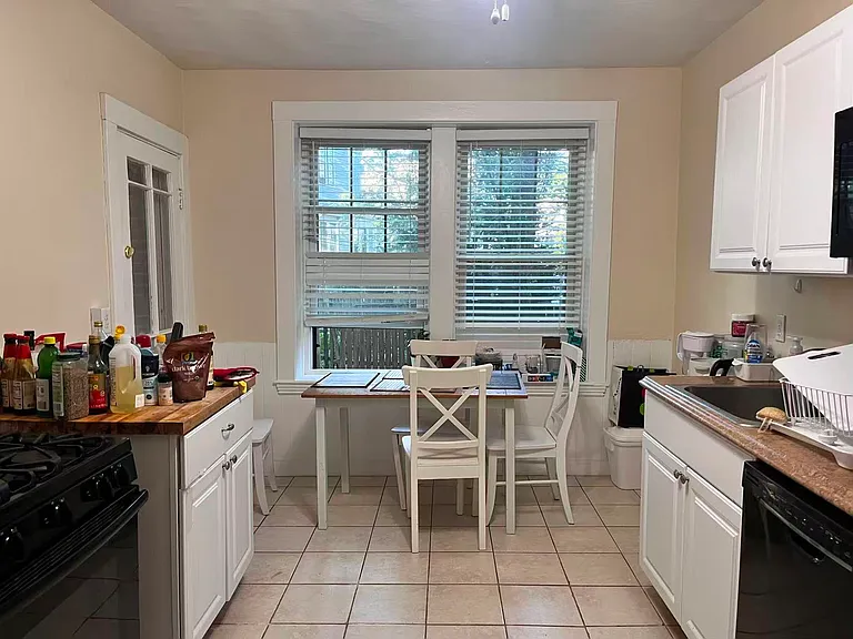 25 Fairfield St — Photo 10