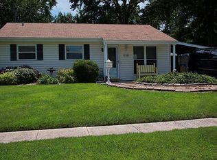 740 5th Plz, Florissant, MO