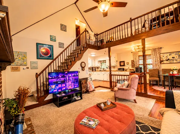 3100 Hicksboro Rd, Henderson, NC 27537