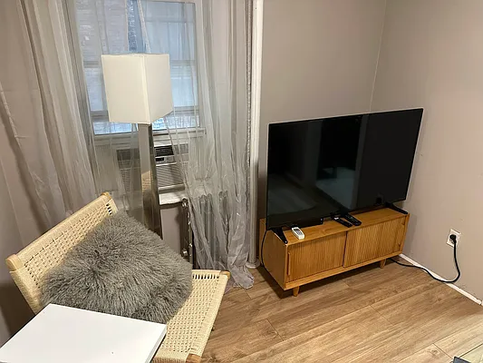 Rented by Alpha Properties NYC I LLC | media 11