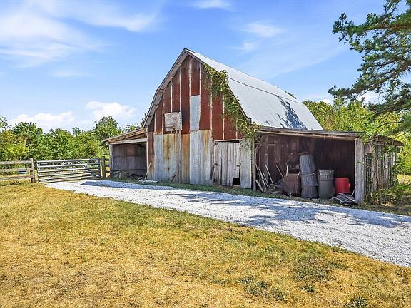 4th image of 1191 Bobcat Road