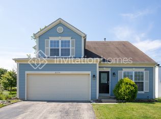 2359 Woodside Dr, Carpentersville, IL 60110