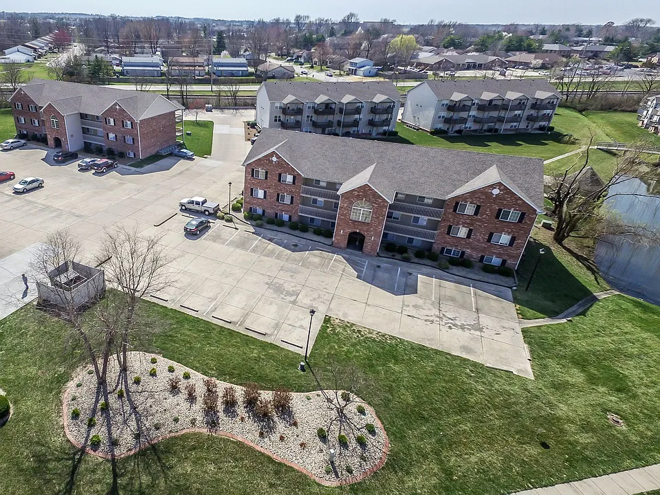Brookside Manor- O'Fallon, IL