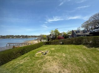293 W Shore Rd #4, Huntington, NY 11743