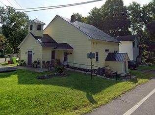 4047 Cedarvale Rd, Syracuse, NY 13215