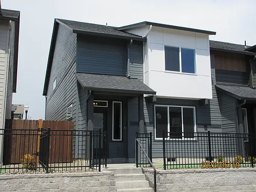 11931 NE 109th Way Photo 1